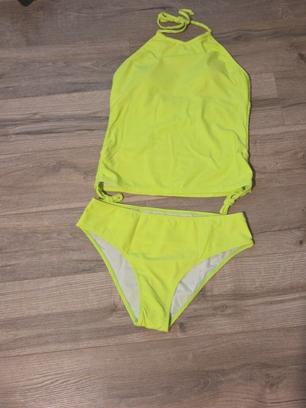 Beachsissi NWT Halter Tankini Set - Picture 3 of 7
